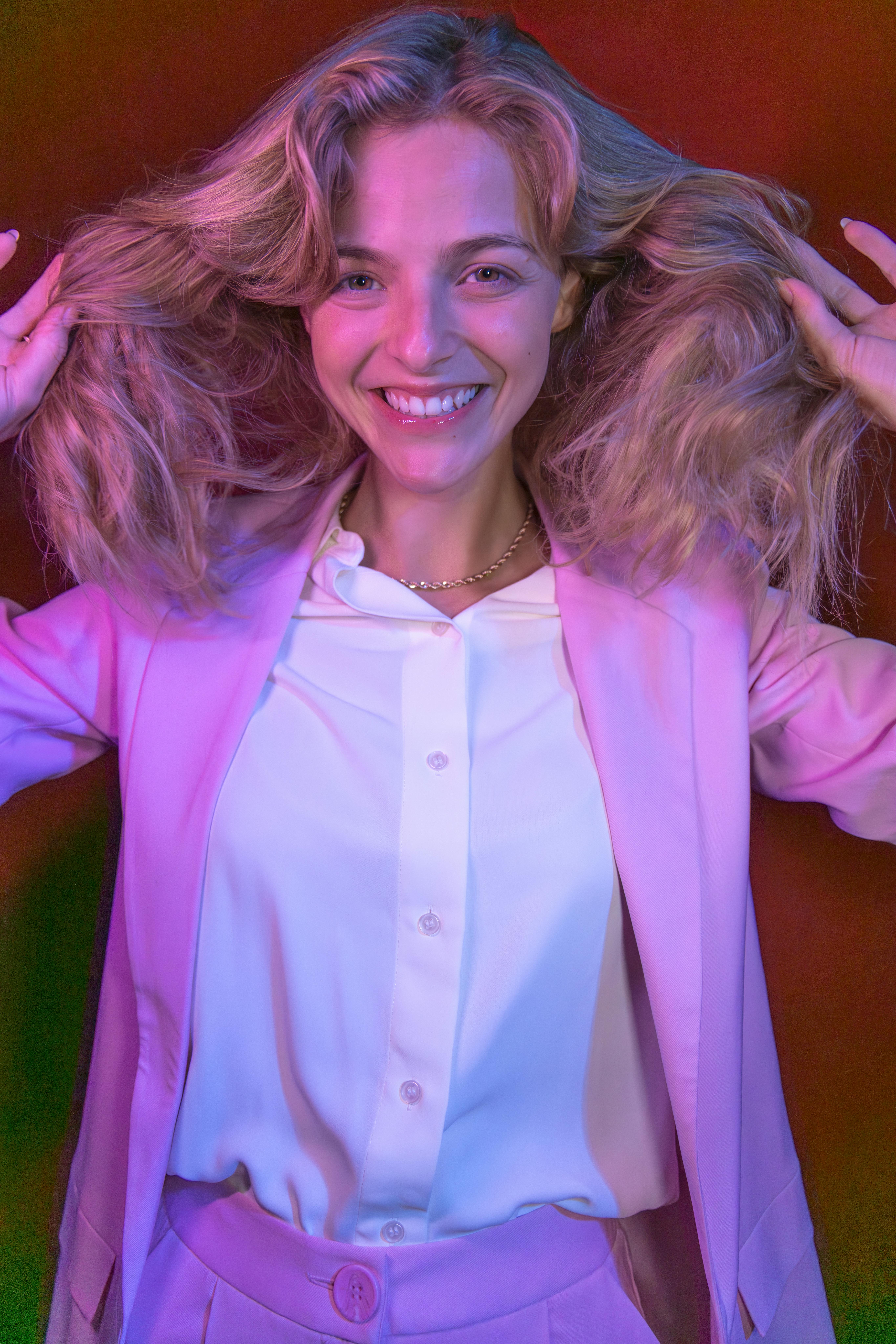 排行榜缩略图：人物背影光线